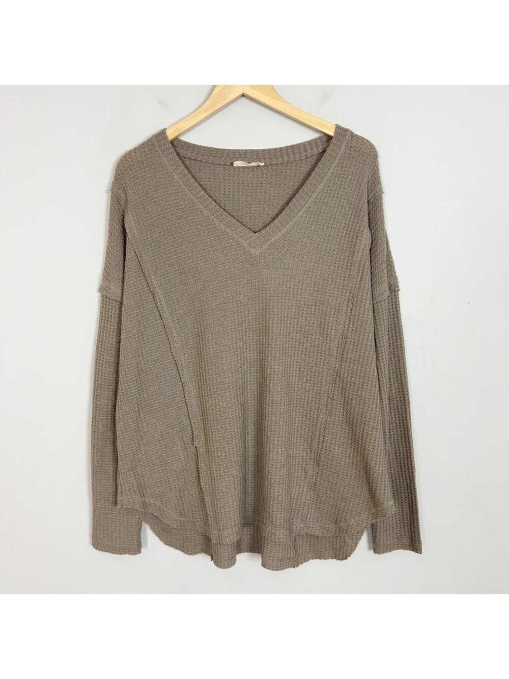 Women's Brown Waffle Oversized Relaxed V-neck Tee‎ T-shirt Size Medium